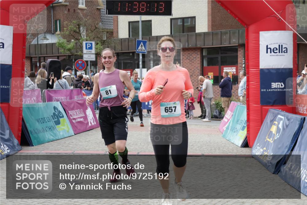10.05.2026 - 8. Wedeler Halbmarathon Yannick Fuchs http://msf.ph/oto/9725192 10.05.2026 11:38:11 Ziel 80, 81, 657, 789, 2017, 2141, 2145, 2208 meine-sportfotos.de