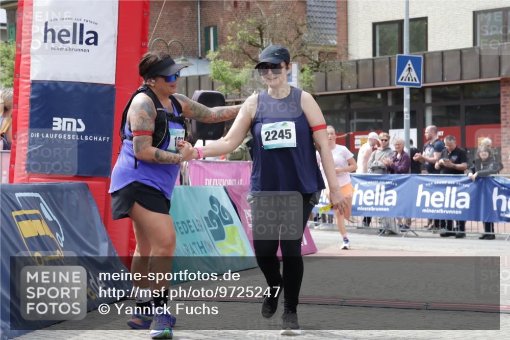 10.05.2026 - 8. Wedeler Halbmarathon Yannick Fuchs http://msf.ph/oto/9725247 10.05.2026 12:06:32 Ziel 495, 2245 meine-sportfotos.de