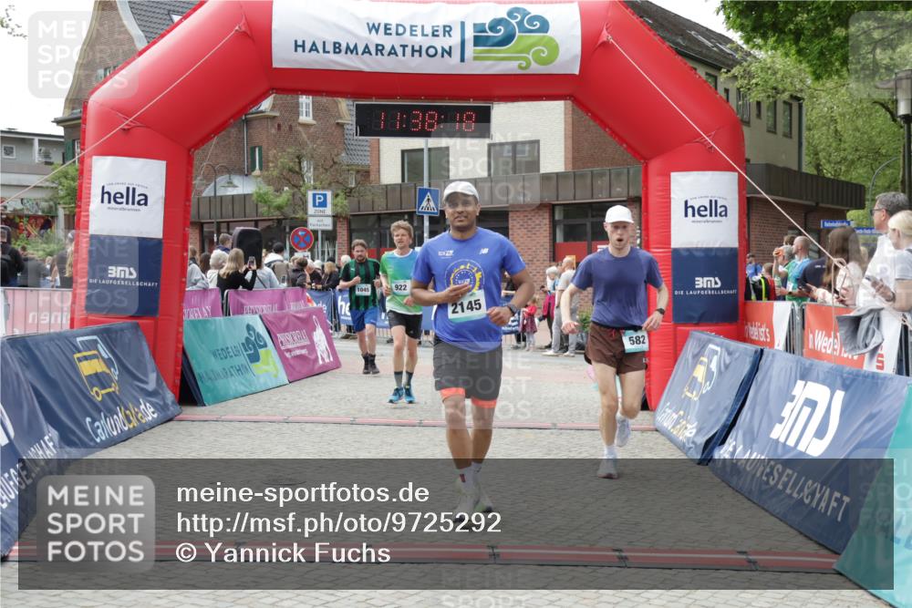 10.05.2026 - 8. Wedeler Halbmarathon Yannick Fuchs http://msf.ph/oto/9725292 10.05.2026 11:38:17 Ziel 81, 146, 582, 768, 922, 1045, 2141, 2145 meine-sportfotos.de