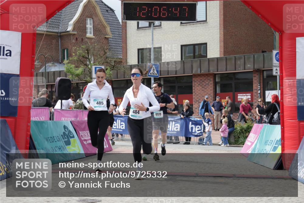 10.05.2026 - 8. Wedeler Halbmarathon Yannick Fuchs http://msf.ph/oto/9725332 10.05.2026 12:06:45 Ziel 313, 484, 485, 958, 959 meine-sportfotos.de