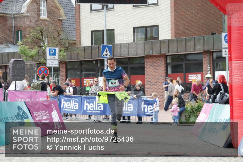 10.05.2026 - 8. Wedeler Halbmarathon Yannick Fuchs http://msf.ph/oto/9725436 10.05.2026 12:06:54 Ziel 313, 631 meine-sportfotos.de