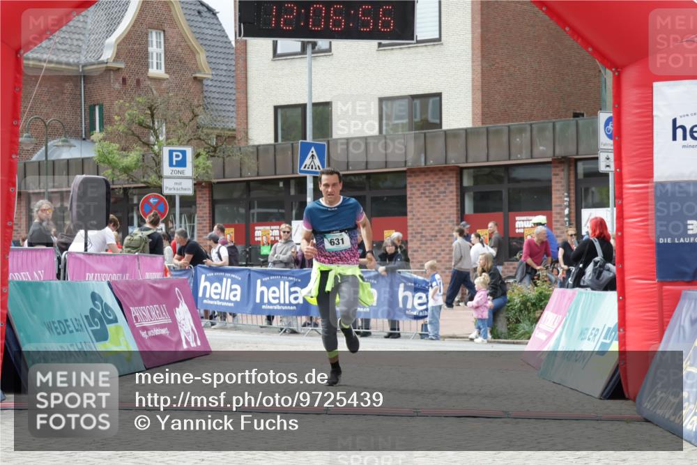 10.05.2026 - 8. Wedeler Halbmarathon Yannick Fuchs http://msf.ph/oto/9725439 10.05.2026 12:06:54 Ziel 313, 631 meine-sportfotos.de