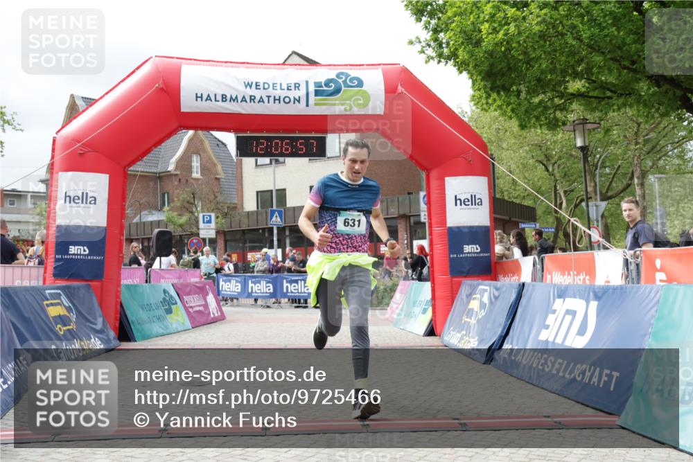 10.05.2026 - 8. Wedeler Halbmarathon Yannick Fuchs http://msf.ph/oto/9725466 10.05.2026 12:06:56 Ziel 399, 631 meine-sportfotos.de