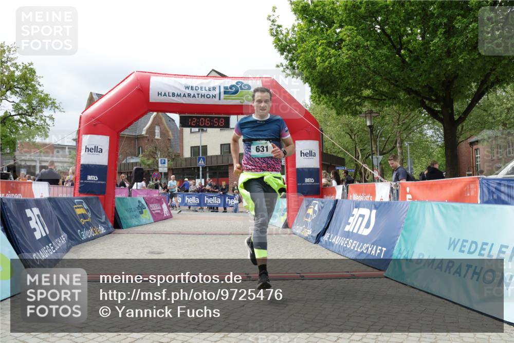 10.05.2026 - 8. Wedeler Halbmarathon Yannick Fuchs http://msf.ph/oto/9725476 10.05.2026 12:06:56 Ziel 399, 631 meine-sportfotos.de