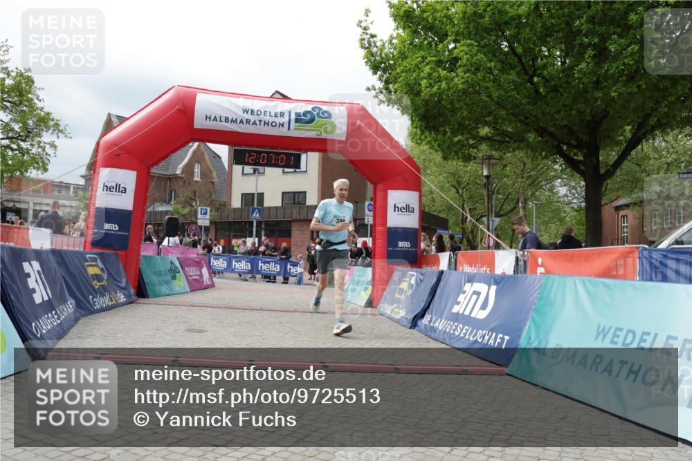 10.05.2026 - 8. Wedeler Halbmarathon Yannick Fuchs http://msf.ph/oto/9725513 10.05.2026 12:06:59 Ziel 399, 631 meine-sportfotos.de