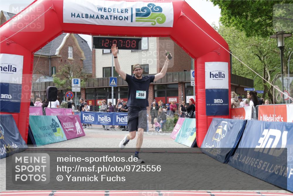 10.05.2026 - 8. Wedeler Halbmarathon Yannick Fuchs http://msf.ph/oto/9725556 10.05.2026 12:07:06 Ziel 288 meine-sportfotos.de