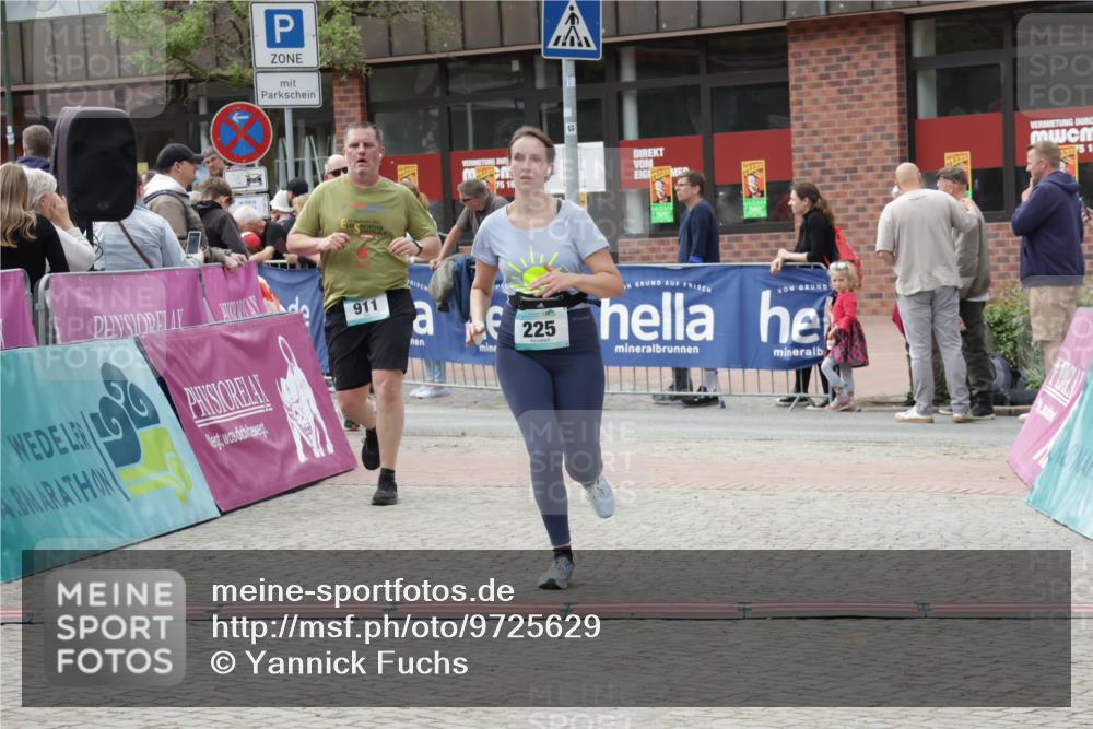 10.05.2026 - 8. Wedeler Halbmarathon Yannick Fuchs http://msf.ph/oto/9725629 10.05.2026 11:38:36 Ziel 29, 225, 425, 911 meine-sportfotos.de