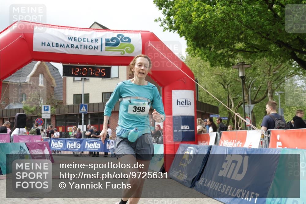 10.05.2026 - 8. Wedeler Halbmarathon Yannick Fuchs http://msf.ph/oto/9725631 10.05.2026 12:07:23 Ziel 398 meine-sportfotos.de