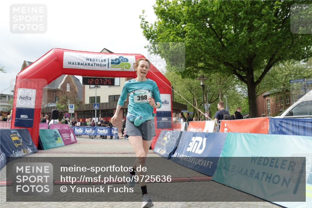 10.05.2026 - 8. Wedeler Halbmarathon Yannick Fuchs http://msf.ph/oto/9725636 10.05.2026 12:07:23 Ziel 398 meine-sportfotos.de
