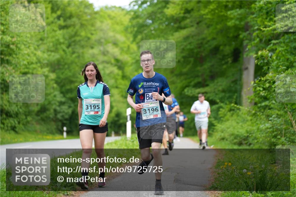 09.05.2026 - Störlauf LAZAROV Photography http://msf.ph/oto/9725725 09.05.2026 16:24:44 Laufen 3195, 3196 meine-sportfotos.de