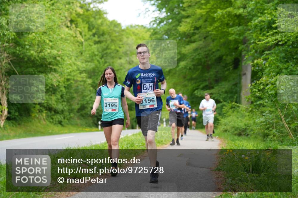 09.05.2026 - Störlauf LAZAROV Photography http://msf.ph/oto/9725728 09.05.2026 16:24:45 Laufen 3195, 3196 meine-sportfotos.de