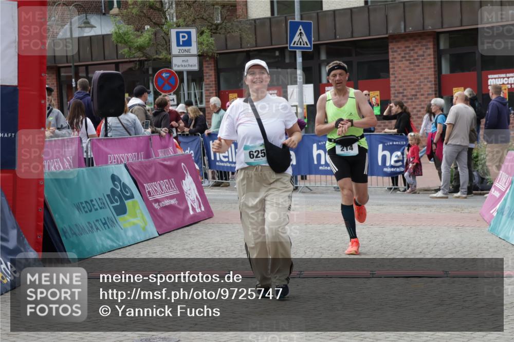 10.05.2026 - 8. Wedeler Halbmarathon Yannick Fuchs http://msf.ph/oto/9725747 10.05.2026 11:38:45 Ziel 29, 214, 354, 625 meine-sportfotos.de