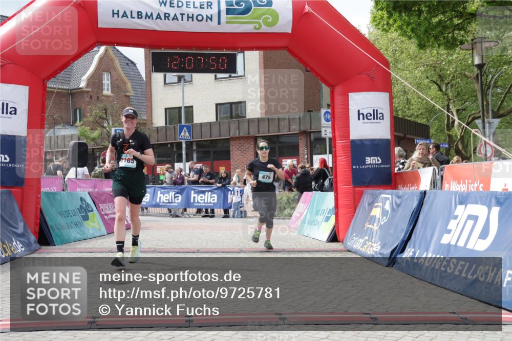 10.05.2026 - 8. Wedeler Halbmarathon Yannick Fuchs http://msf.ph/oto/9725781 10.05.2026 12:07:48 Ziel 475, 642, 2185 meine-sportfotos.de