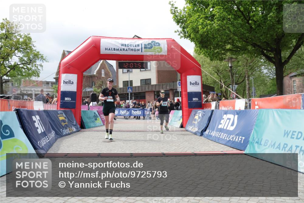10.05.2026 - 8. Wedeler Halbmarathon Yannick Fuchs http://msf.ph/oto/9725793 10.05.2026 12:07:49 Ziel 475, 642, 2185 meine-sportfotos.de