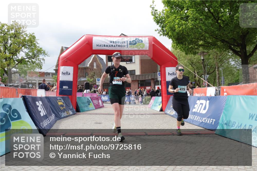 10.05.2026 - 8. Wedeler Halbmarathon Yannick Fuchs http://msf.ph/oto/9725816 10.05.2026 12:07:50 Ziel 475, 642, 726, 2185 meine-sportfotos.de