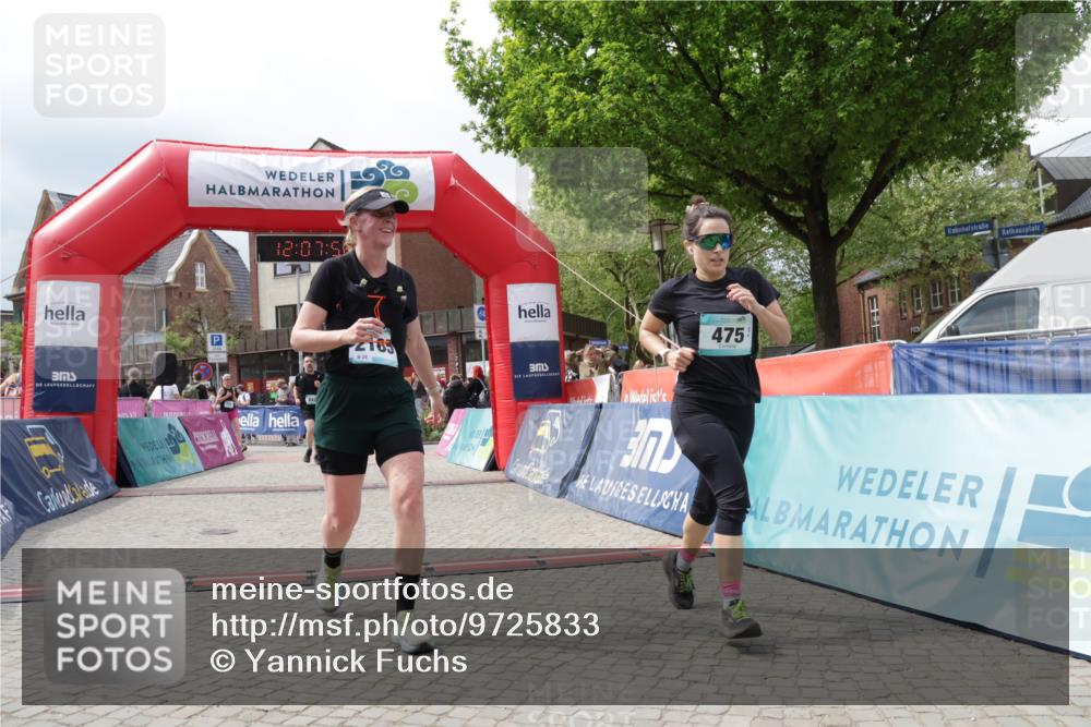 10.05.2026 - 8. Wedeler Halbmarathon Yannick Fuchs http://msf.ph/oto/9725833 10.05.2026 12:07:50 Ziel 475, 642, 726, 2185 meine-sportfotos.de