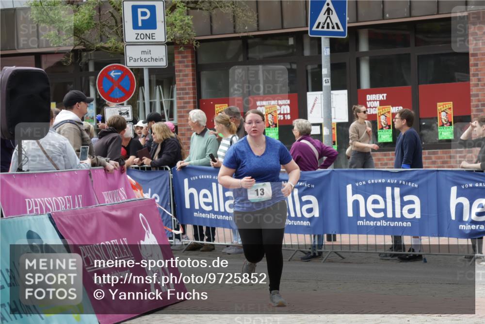 10.05.2026 - 8. Wedeler Halbmarathon Yannick Fuchs http://msf.ph/oto/9725852 10.05.2026 11:38:53 Ziel 13, 354 meine-sportfotos.de