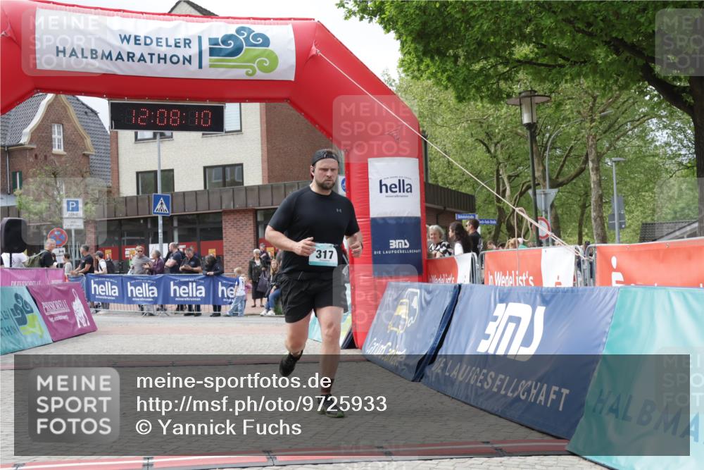 10.05.2026 - 8. Wedeler Halbmarathon Yannick Fuchs http://msf.ph/oto/9725933 10.05.2026 12:08:08 Ziel 317 meine-sportfotos.de