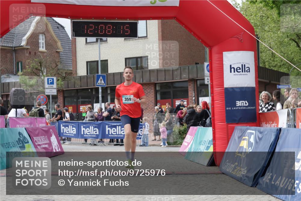 10.05.2026 - 8. Wedeler Halbmarathon Yannick Fuchs http://msf.ph/oto/9725976 10.05.2026 12:08:14 Ziel 359 meine-sportfotos.de