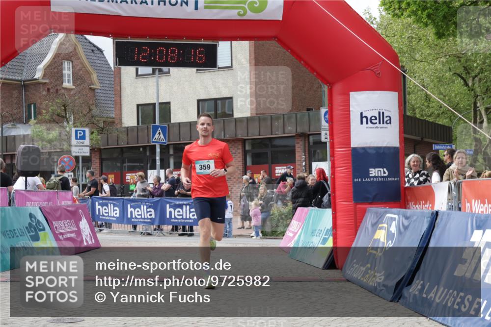 10.05.2026 - 8. Wedeler Halbmarathon Yannick Fuchs http://msf.ph/oto/9725982 10.05.2026 12:08:14 Ziel 359 meine-sportfotos.de