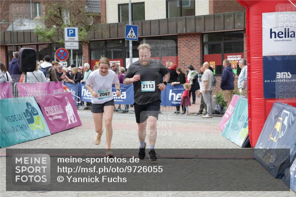 10.05.2026 - 8. Wedeler Halbmarathon Yannick Fuchs http://msf.ph/oto/9726055 10.05.2026 11:39:08 Ziel 121, 392, 2097, 2104, 2113 meine-sportfotos.de