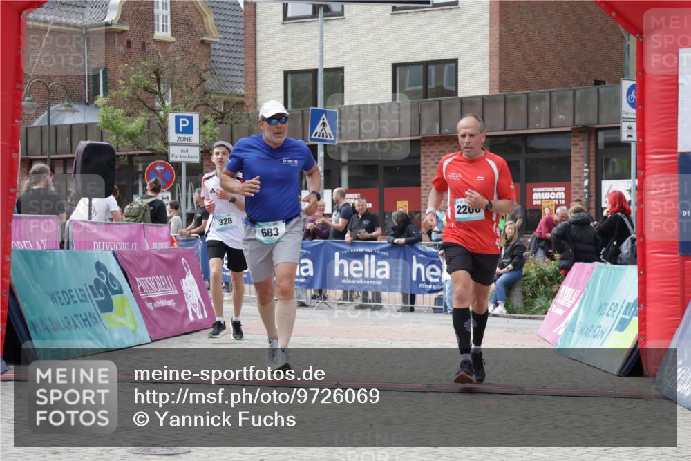 10.05.2026 - 8. Wedeler Halbmarathon Yannick Fuchs http://msf.ph/oto/9726069 10.05.2026 12:08:20 Ziel 328, 359, 683, 2200 meine-sportfotos.de