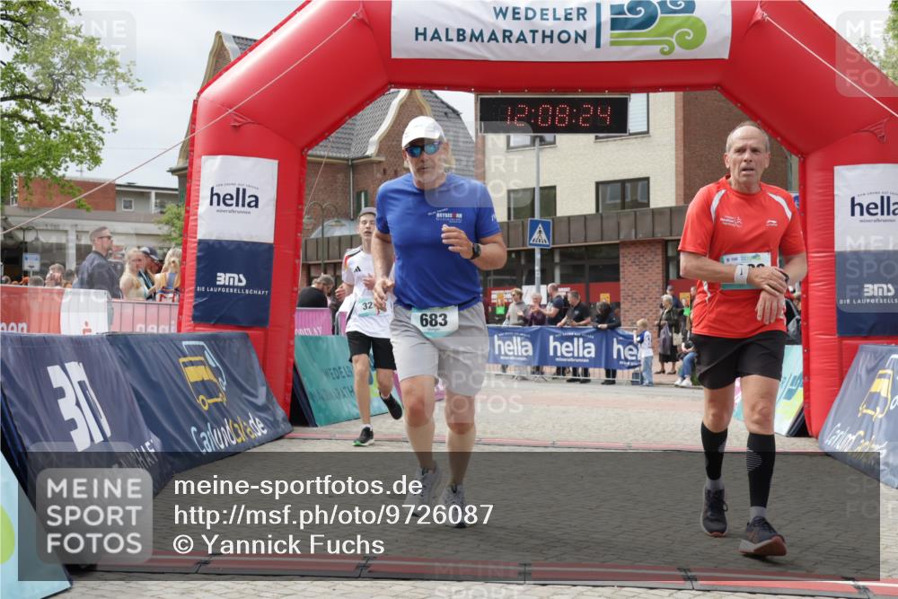 10.05.2026 - 8. Wedeler Halbmarathon Yannick Fuchs http://msf.ph/oto/9726087 10.05.2026 12:08:22 Ziel 328, 683, 2200 meine-sportfotos.de