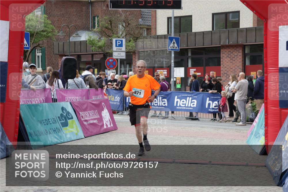 10.05.2026 - 8. Wedeler Halbmarathon Yannick Fuchs http://msf.ph/oto/9726157 10.05.2026 11:39:17 Ziel 871, 2104 meine-sportfotos.de