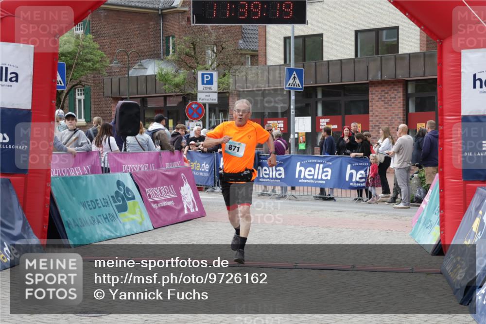 10.05.2026 - 8. Wedeler Halbmarathon Yannick Fuchs http://msf.ph/oto/9726162 10.05.2026 11:39:18 Ziel 871 meine-sportfotos.de