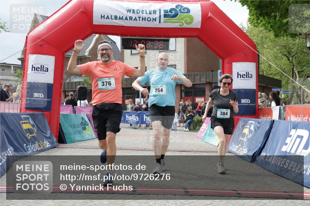 10.05.2026 - 8. Wedeler Halbmarathon Yannick Fuchs http://msf.ph/oto/9726276 10.05.2026 12:08:34 Ziel 171, 254, 376, 384, 1002 meine-sportfotos.de