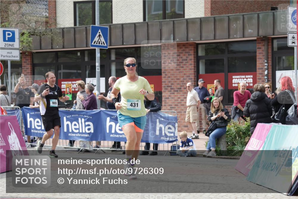 10.05.2026 - 8. Wedeler Halbmarathon Yannick Fuchs http://msf.ph/oto/9726309 10.05.2026 12:08:49 Ziel 431, 969 meine-sportfotos.de