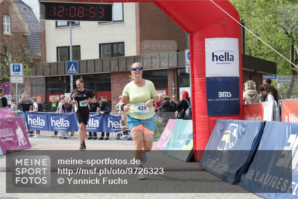 10.05.2026 - 8. Wedeler Halbmarathon Yannick Fuchs http://msf.ph/oto/9726323 10.05.2026 12:08:51 Ziel 431, 969 meine-sportfotos.de