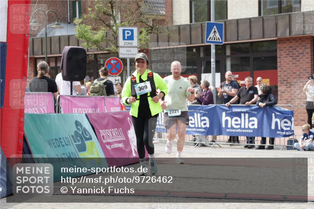 10.05.2026 - 8. Wedeler Halbmarathon Yannick Fuchs http://msf.ph/oto/9726462 10.05.2026 12:08:58 Ziel 309, 969 meine-sportfotos.de