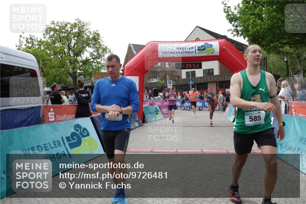 10.05.2026 - 8. Wedeler Halbmarathon Yannick Fuchs http://msf.ph/oto/9726481 10.05.2026 11:39:51 Ziel 434, 585, 844, 1028, 1054, 2011, 2058, 2175 meine-sportfotos.de