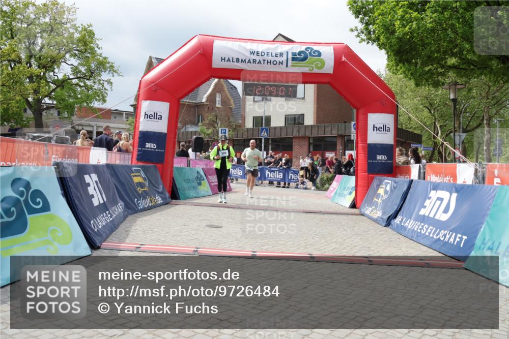 10.05.2026 - 8. Wedeler Halbmarathon Yannick Fuchs http://msf.ph/oto/9726484 10.05.2026 12:08:59 Ziel 309, 969 meine-sportfotos.de