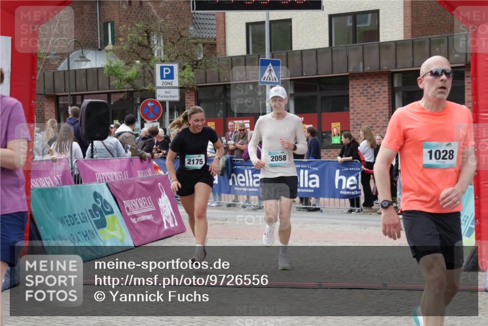 10.05.2026 - 8. Wedeler Halbmarathon Yannick Fuchs http://msf.ph/oto/9726556 10.05.2026 11:39:54 Ziel 434, 585, 844, 1028, 1054, 2058, 2175 meine-sportfotos.de
