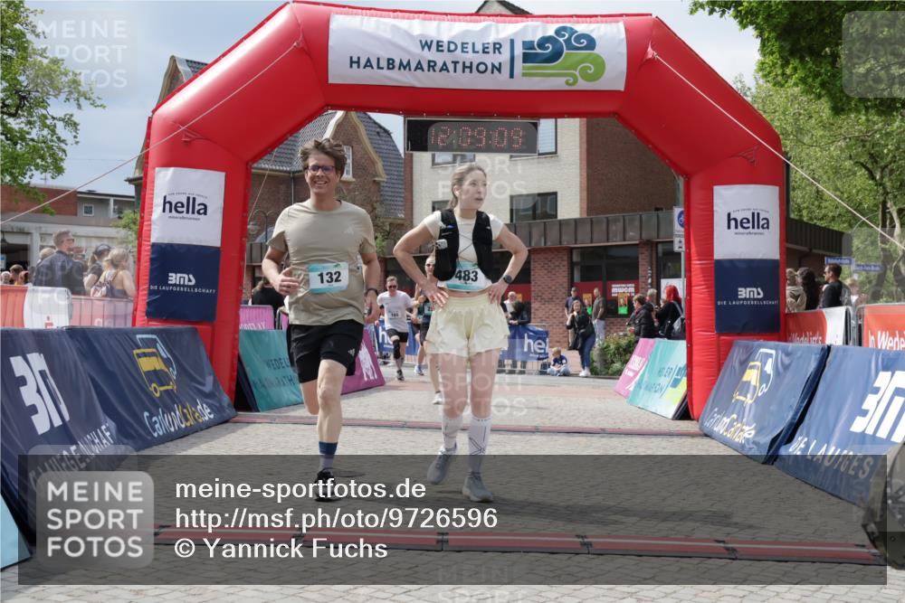 10.05.2026 - 8. Wedeler Halbmarathon Yannick Fuchs http://msf.ph/oto/9726596 10.05.2026 12:09:08 Ziel 132, 164, 165, 247, 255, 483, 762 meine-sportfotos.de