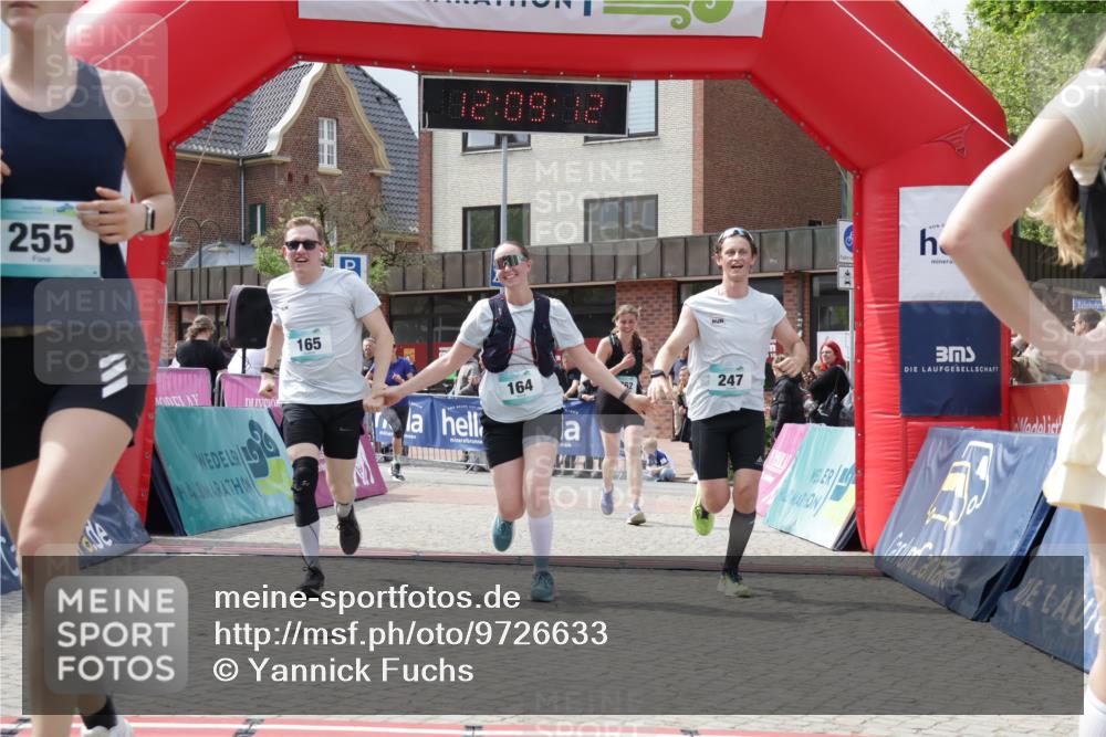 10.05.2026 - 8. Wedeler Halbmarathon Yannick Fuchs http://msf.ph/oto/9726633 10.05.2026 12:09:11 Ziel 132, 164, 165, 247, 255, 483, 762, 1039 meine-sportfotos.de