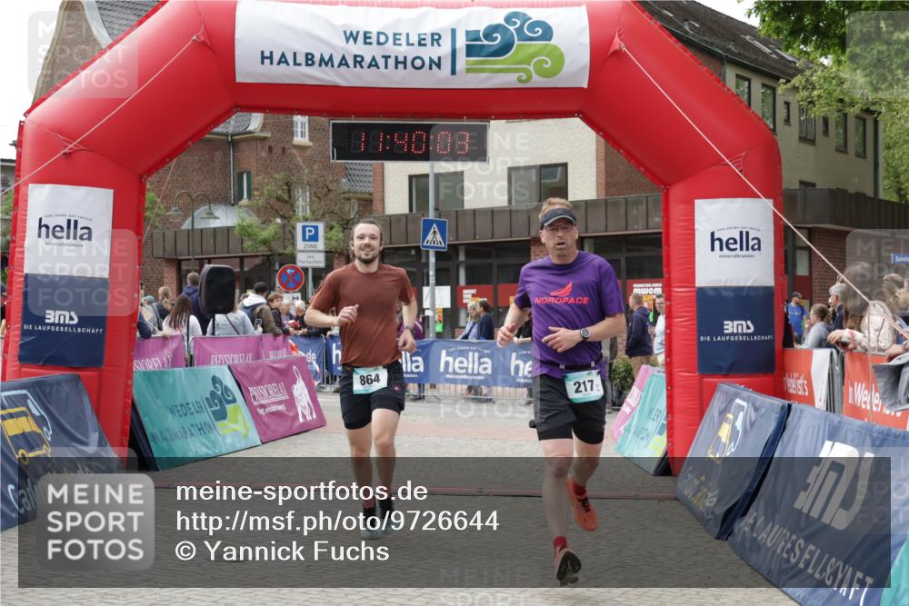 10.05.2026 - 8. Wedeler Halbmarathon Yannick Fuchs http://msf.ph/oto/9726644 10.05.2026 11:40:01 Ziel 217, 864, 2058, 2175 meine-sportfotos.de