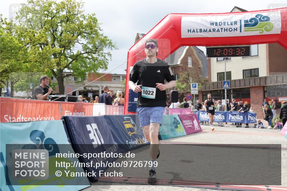10.05.2026 - 8. Wedeler Halbmarathon Yannick Fuchs http://msf.ph/oto/9726799 10.05.2026 12:09:30 Ziel 622, 1022, 2173 meine-sportfotos.de