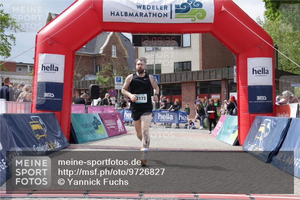 10.05.2026 - 8. Wedeler Halbmarathon Yannick Fuchs http://msf.ph/oto/9726827 10.05.2026 12:09:33 Ziel 622, 1022, 2173 meine-sportfotos.de