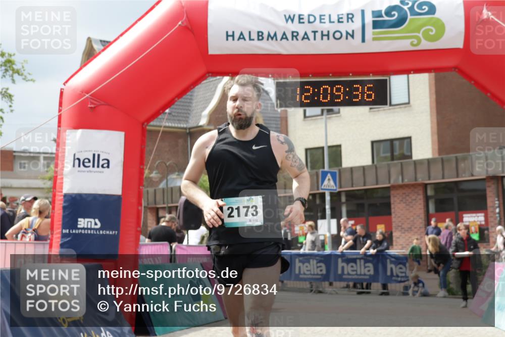 10.05.2026 - 8. Wedeler Halbmarathon Yannick Fuchs http://msf.ph/oto/9726834 10.05.2026 12:09:34 Ziel 622, 1022, 2173 meine-sportfotos.de