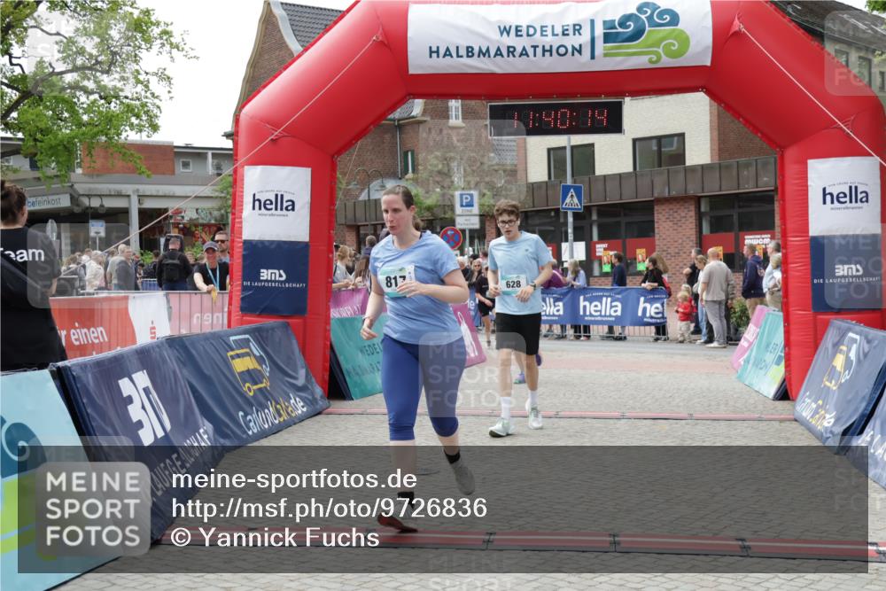 10.05.2026 - 8. Wedeler Halbmarathon Yannick Fuchs http://msf.ph/oto/9726836 10.05.2026 11:40:12 Ziel 275, 628, 817, 1029 meine-sportfotos.de