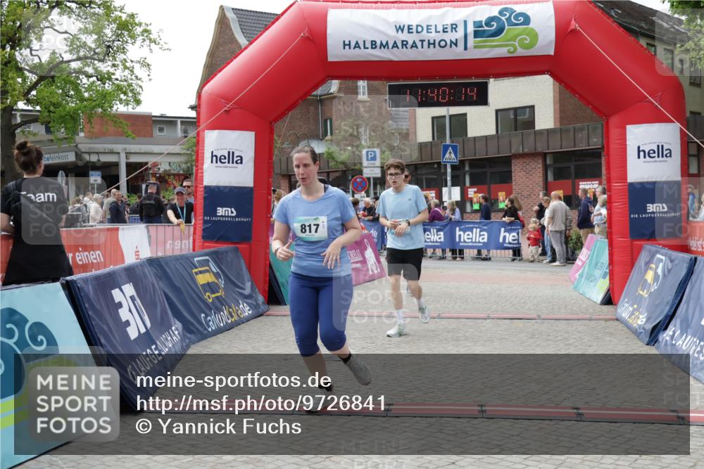 10.05.2026 - 8. Wedeler Halbmarathon Yannick Fuchs http://msf.ph/oto/9726841 10.05.2026 11:40:12 Ziel 275, 628, 817, 1029 meine-sportfotos.de