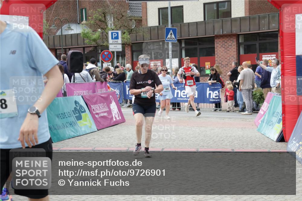 10.05.2026 - 8. Wedeler Halbmarathon Yannick Fuchs http://msf.ph/oto/9726901 10.05.2026 11:40:16 Ziel 275, 628, 697, 817, 1029, 2053 meine-sportfotos.de