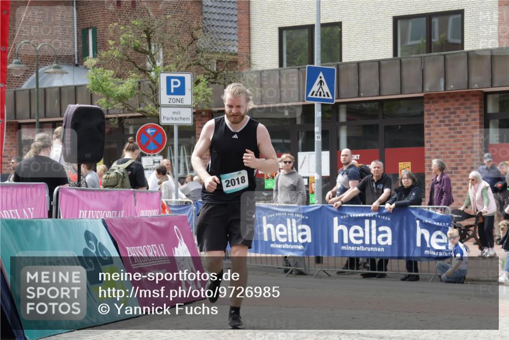 10.05.2026 - 8. Wedeler Halbmarathon Yannick Fuchs http://msf.ph/oto/9726985 10.05.2026 12:10:00 Ziel 208, 2018 meine-sportfotos.de