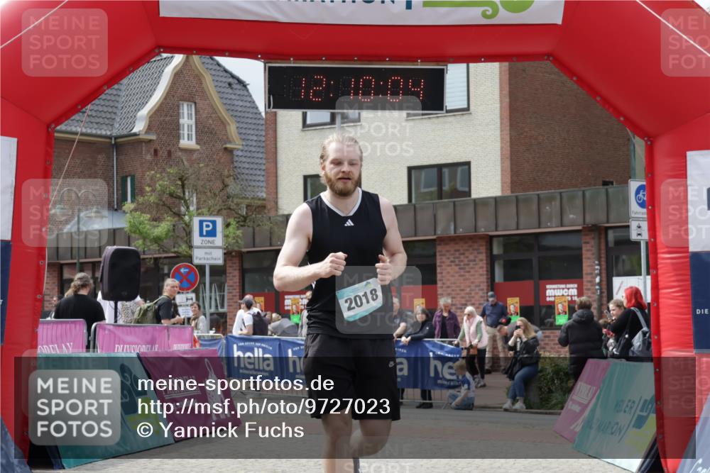 10.05.2026 - 8. Wedeler Halbmarathon Yannick Fuchs http://msf.ph/oto/9727023 10.05.2026 12:10:02 Ziel 2018 meine-sportfotos.de