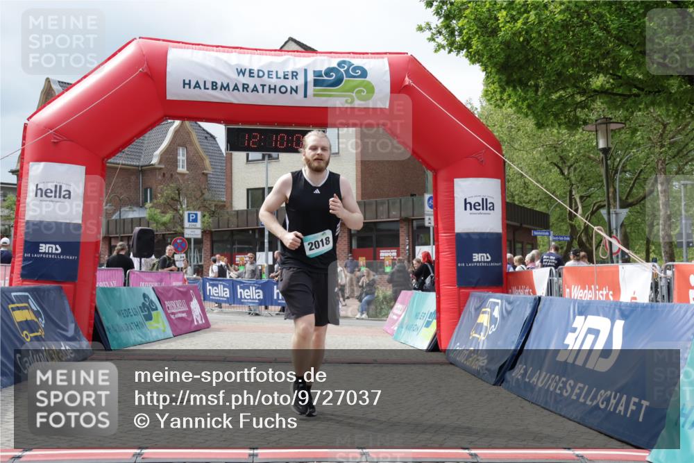 10.05.2026 - 8. Wedeler Halbmarathon Yannick Fuchs http://msf.ph/oto/9727037 10.05.2026 12:10:03 Ziel 2018 meine-sportfotos.de