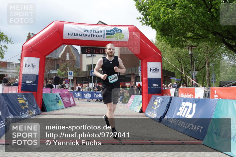 10.05.2026 - 8. Wedeler Halbmarathon Yannick Fuchs http://msf.ph/oto/9727041 10.05.2026 12:10:03 Ziel 2018 meine-sportfotos.de
