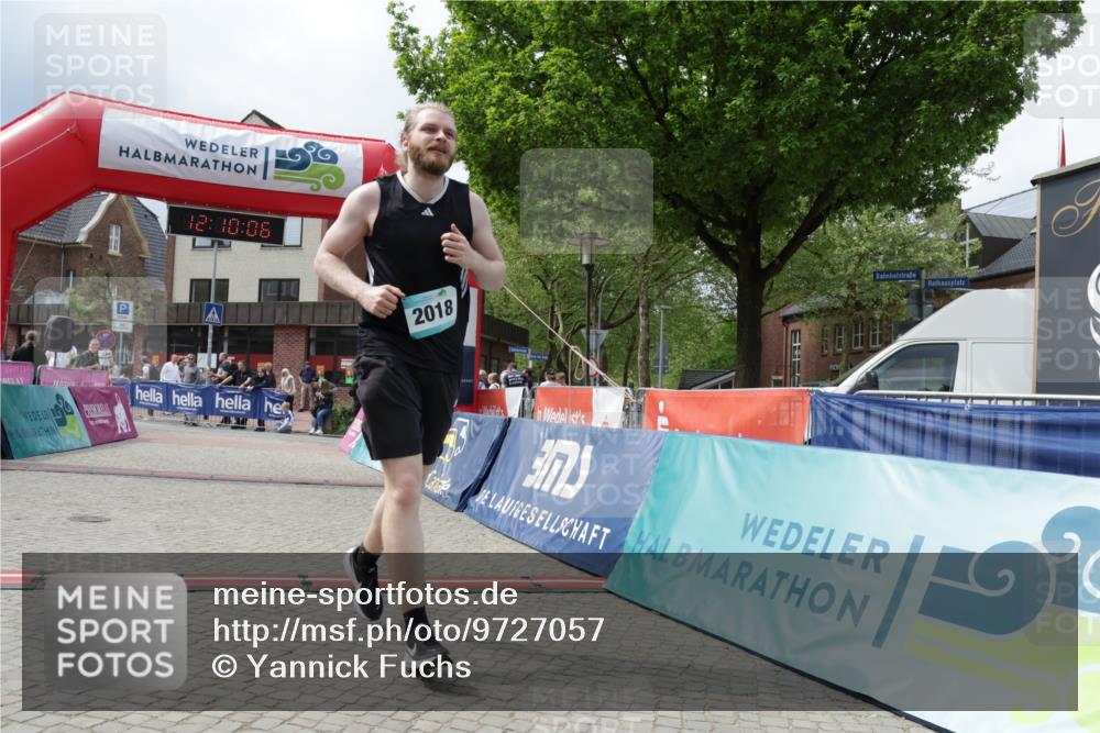 10.05.2026 - 8. Wedeler Halbmarathon Yannick Fuchs http://msf.ph/oto/9727057 10.05.2026 12:10:04 Ziel 2018 meine-sportfotos.de